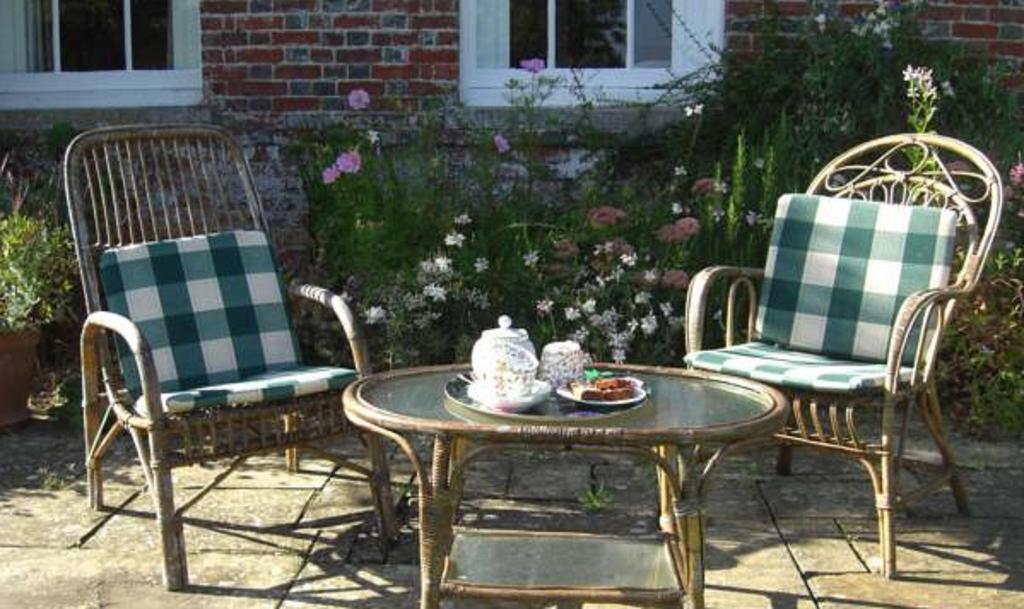 アシュフォード Stowting Hill House Bed & Breakfast 部屋 写真